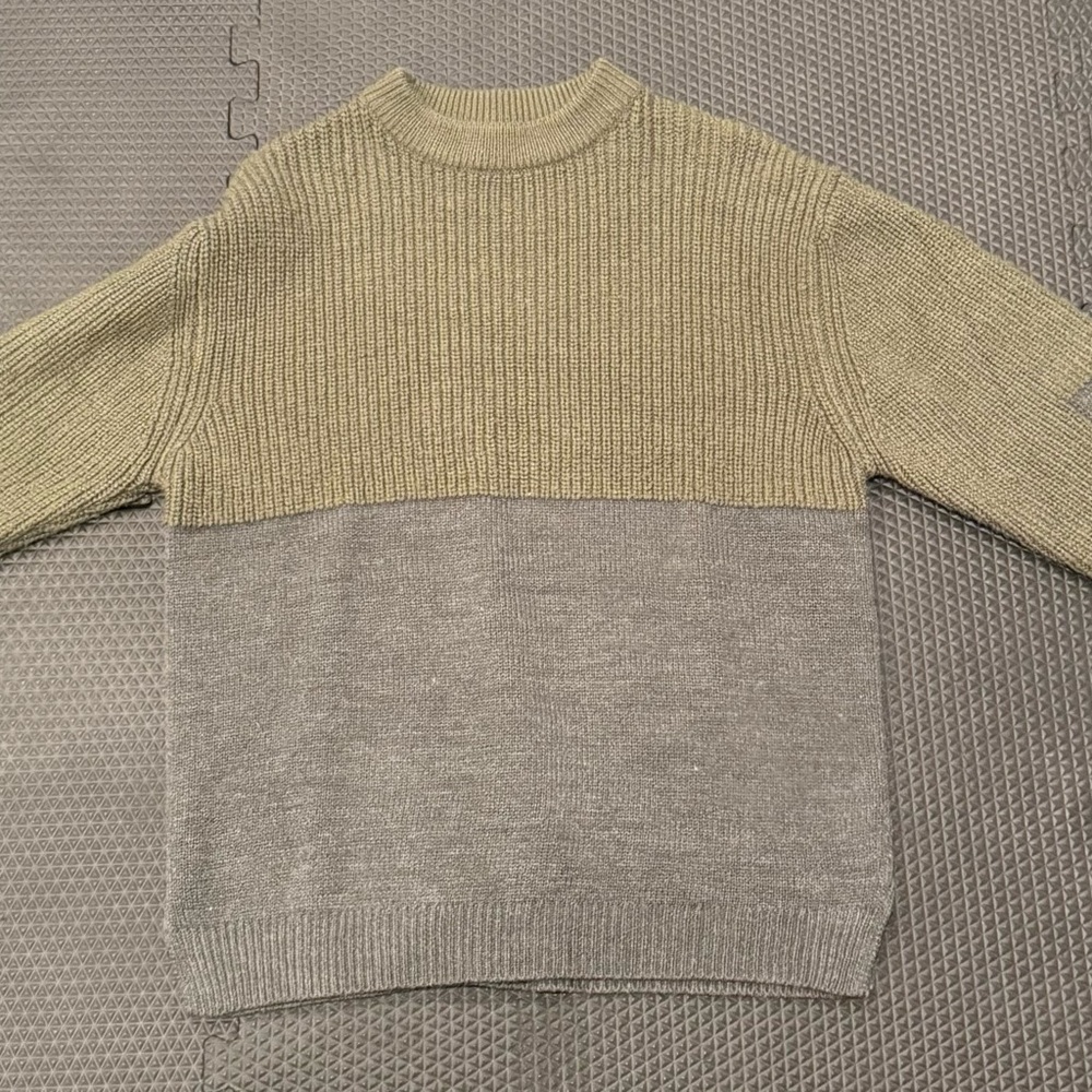 Two-Tone Knit Sweater